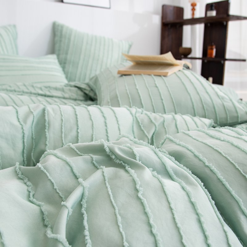 Tranquil Stripe Microfiber Bedding Set - Queen