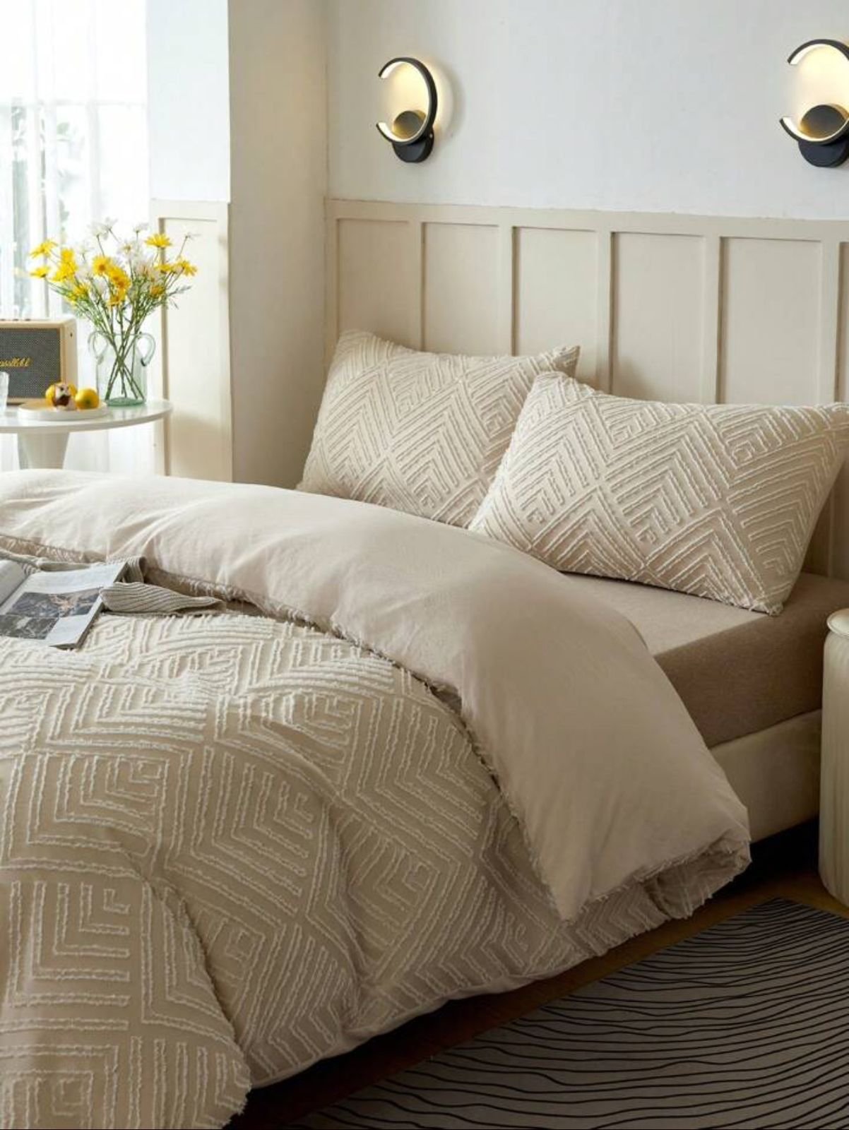 Premium Brushed Microfiber Tufted Bedding Set Beige - Queen